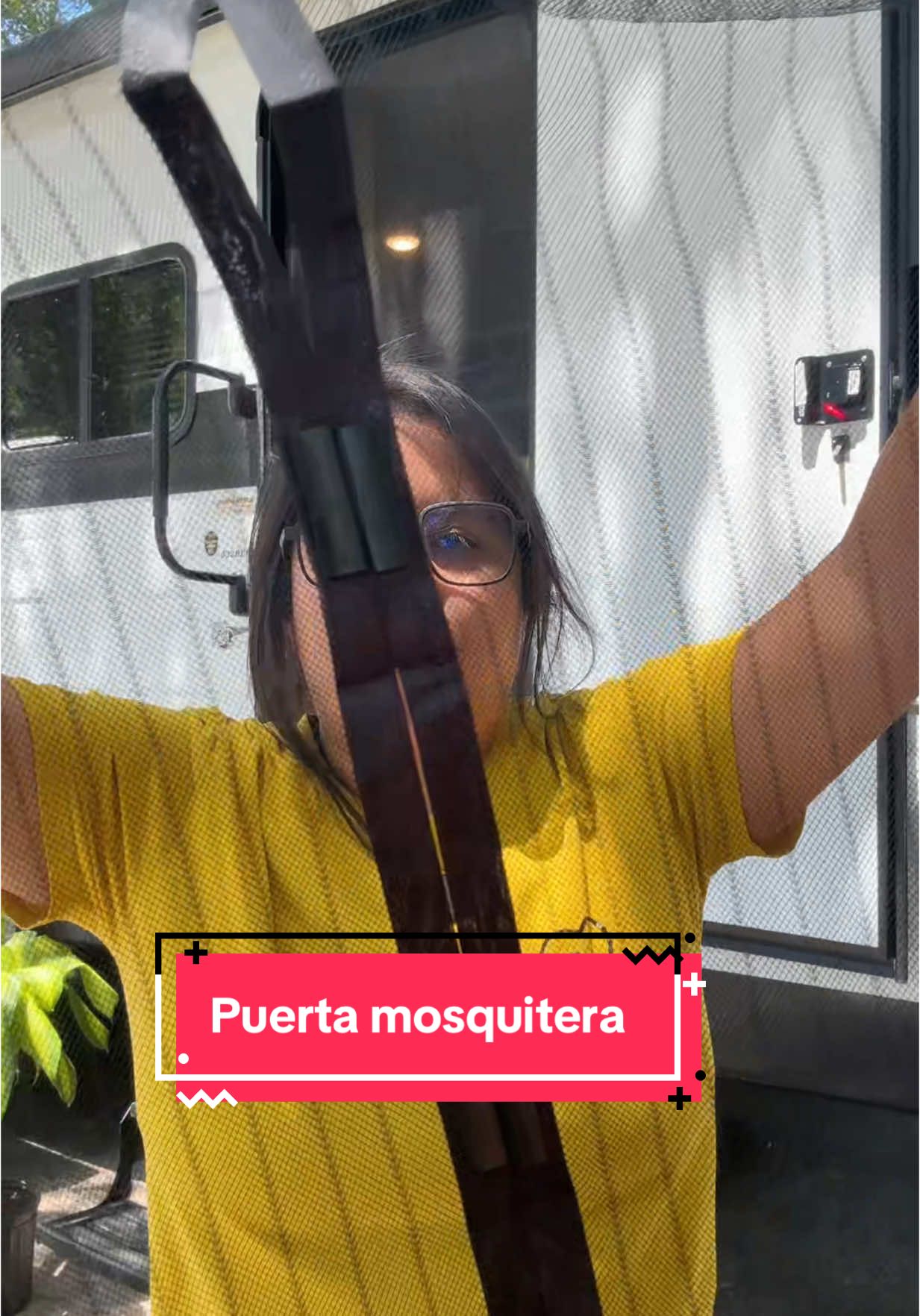 Puerta mosquitera #screendoor #screenpartition #selfsealingdoor #springtok #TikTokShopRestock #ttslevelup 
