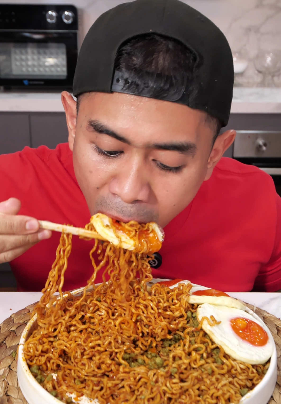 Ternyata crunchy seaweed bikin rasa
 Mie Sedaap KSC makin WOW! Bikin tiap suapan makin lengkap eating experience nya. Gw saran sih kalian harus cobain dan kasih tau gw sensasi seru makan kalian yaa
 
 #MieSedaapKSC
 #SedaapnyaHEOLsome
 #SedaapnyaKorea Banget
