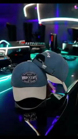“Tidak ada batasan untuk gaya lo. Temukan keseimbangan antara fashion dan keyakinan dengan Topi keren ini