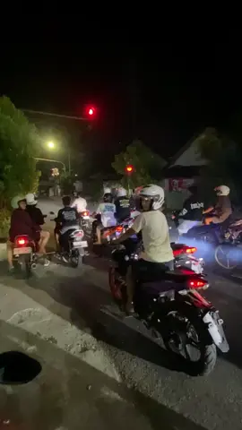 Velocity ne cah Lanang tenan🤭#mpbltar #mpgankblitarans #megapro_primus #megapro_modifikasi #gl160 