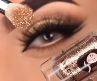 beautiful black 🖤 & golden 💞 eye's eyeshadow 💞😘 #viralmyaccount🙏🙏😚😘 #foryoupage #lovegoldeneyeliner #foryoupage❤️❤️🥀🥀🥀🙏🙏 #Eyeliner #blackgoldeneyesmakeup #tiktokteamunfreezmyacount😥🙏 ❤️💕💖💖