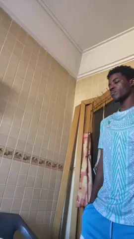 Cette trend 😹🗿#tiktokgabon🇬🇦tiktok #pourtoi #viralvideos #rire 
