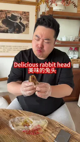 Folks, happy Easter #trump #easter #easterbunny🐰#chinesefood 