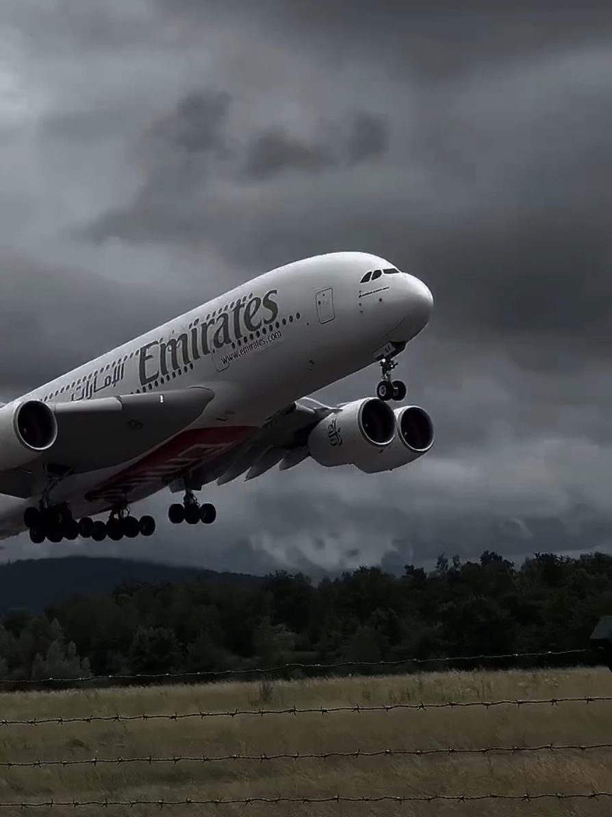 #بخاف_مني_علي_الدنيا 🥺🤦 #واخاف_م_الدنيا_علي_قلبي 🌍💔 #مجرد__ذووووووق🎶🎵🖤  #AhmedSaad🎤  #fypシ #fypシ #fypシ #fypシ  #foryou #foryou #explore  #CapCut #حالات_واتس  #fypppppppppppppppppppppp 