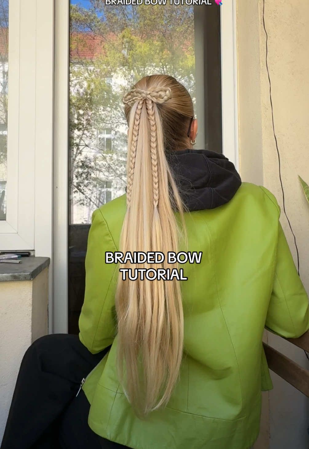 Here you go girlies, the bow braid tutorial 💘 also, you can get 20% of your first @Olistic order using code chikoni20 via this link: https://bit.ly/41CDQdf xxx #creatorsearchinsights #olisticscience #olistic #longhair #hairinspo #hairstyleideas #hairstyletutorial #fashiontiktok 