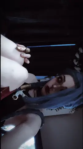 WHY is it laggy on the start omd😭