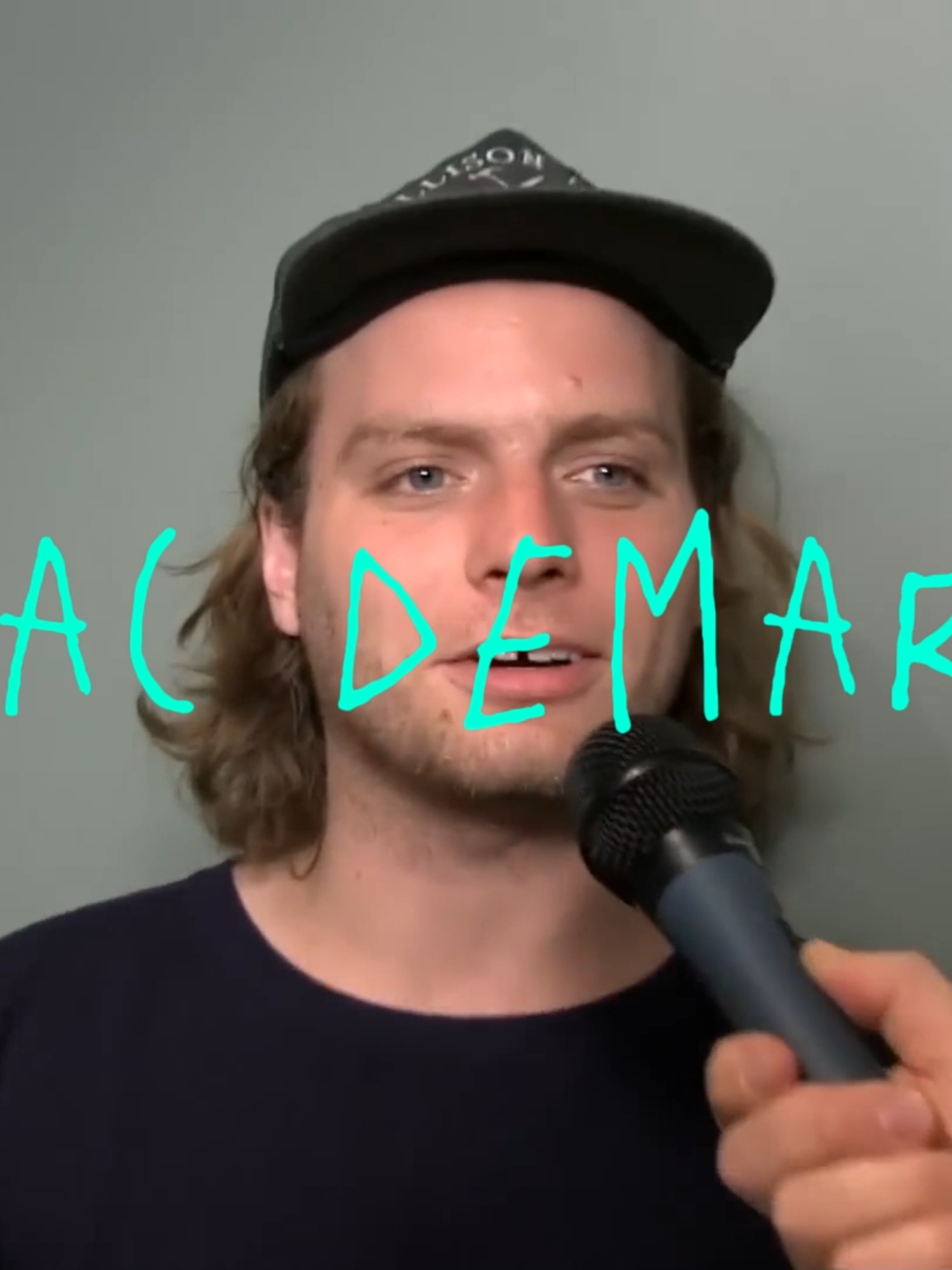 Who are you? Mac DeMarco 🎸🚬 #macdemarco #viceroy #momazosdemarco #momazosmacdemarco #bruh #fyppppppppppppppppppppppp #edits #freakingouttheneighbourhood #indierockmusic #waos #nose
