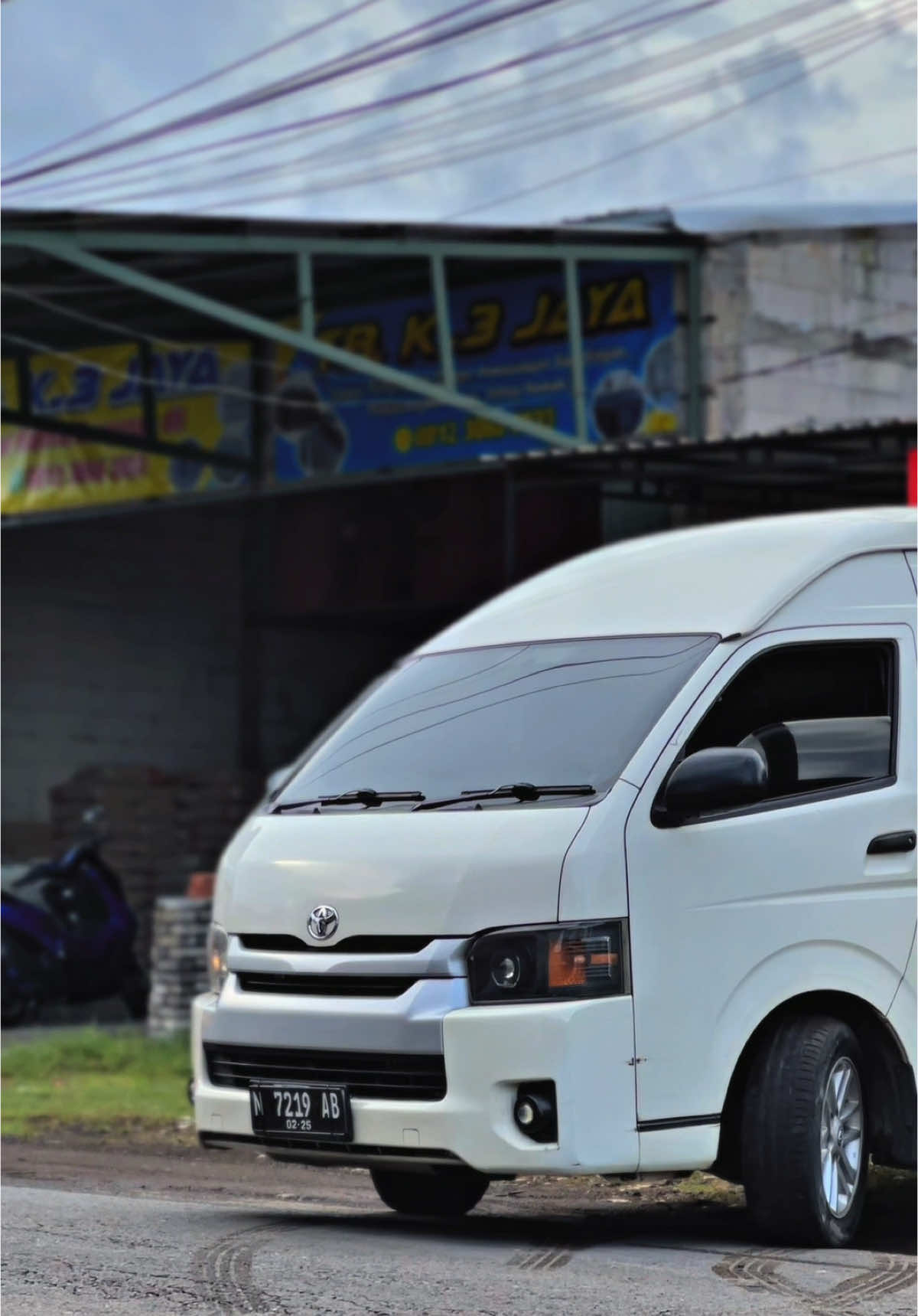 pesona hiace starboy #ggtransmalang #sewamobilmalang #hiaceindonesia #hiace #sewamobilmalangmurah 