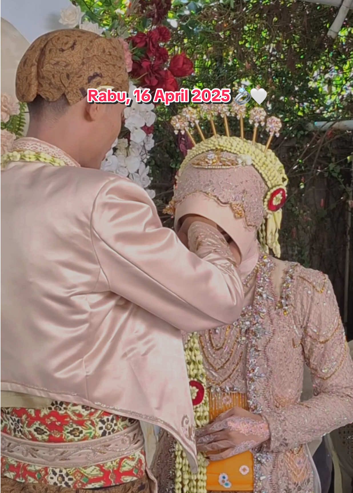 Rabu, 16 April 2025 💍🤍 @_bangkitpangestu  #CapCut #pernikahan #wedding 