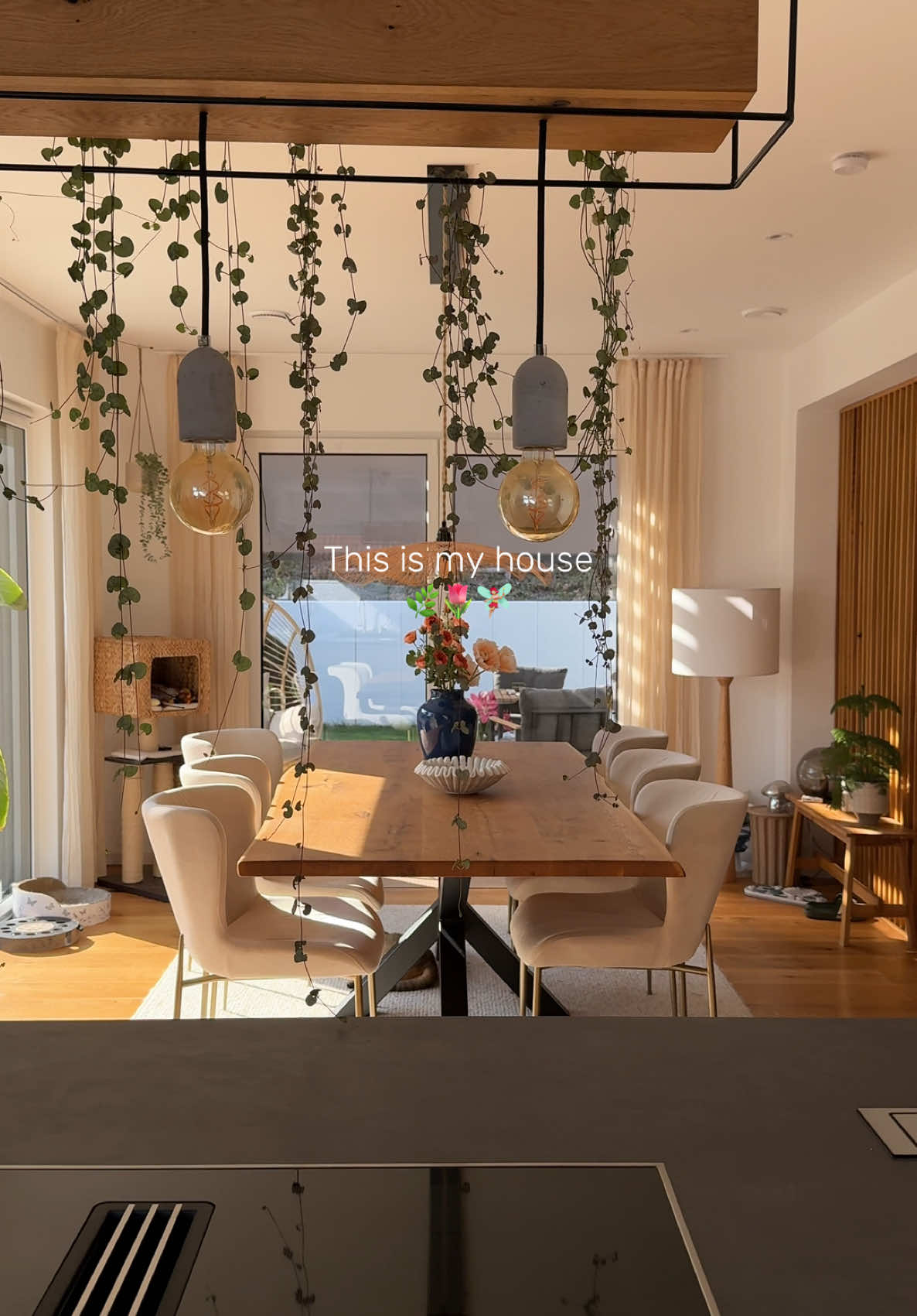 no fomo club 🫱🏼‍🫲🏻🧚🏼‍♀️🌷 #fyp #cozyhome #interiordecor #interiorstyle 