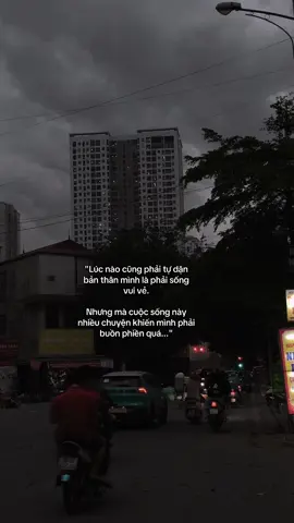 Mình đang ở cái độ tuổi mà nếu như mình không cố gắng, thì sau này mình sẽ ngồi nhìn thành công của người khác..