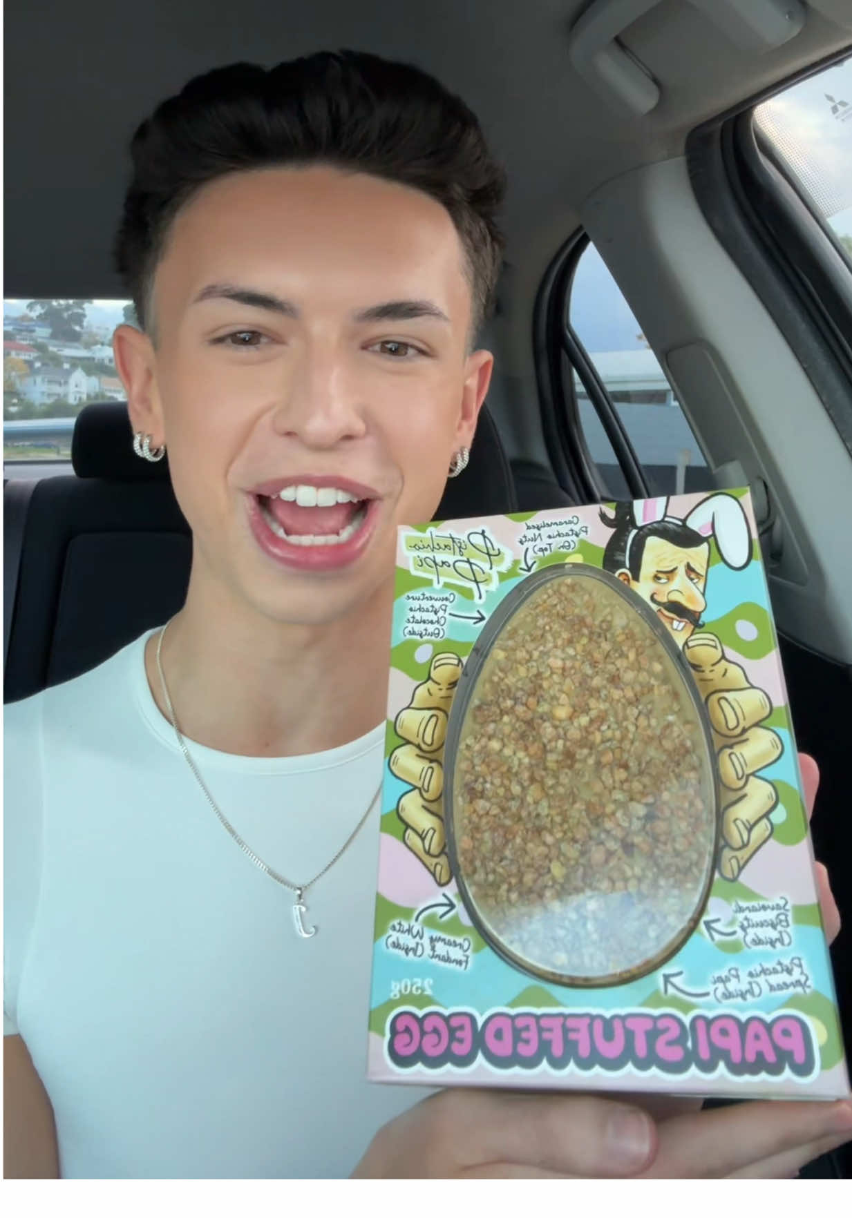 Trying the Pistachio papi stuffed egg 