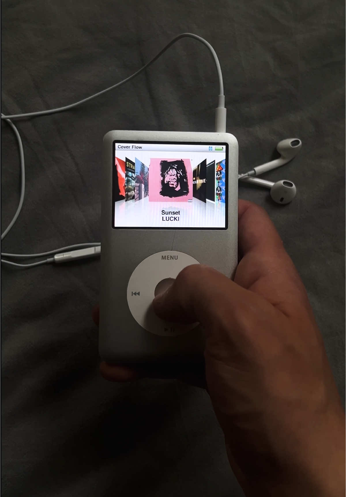 bought ipod to spend less time on my phone #fyp #ipod #ipodclassic #music #apple #ipodclassic7 #mp3 #aesthetic #y2k