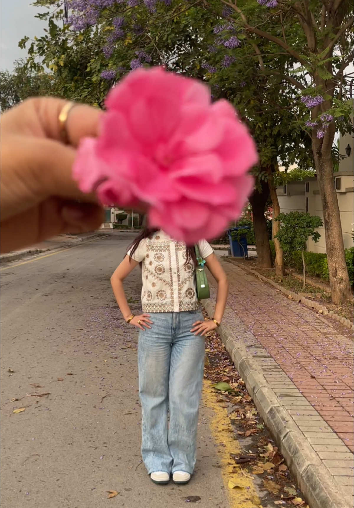 guys be honest, we did it better than zahide, right? #fyy #OOTD #spring #girlhood  #trend #aesthetic #girls #browntiktok #BestFriends 