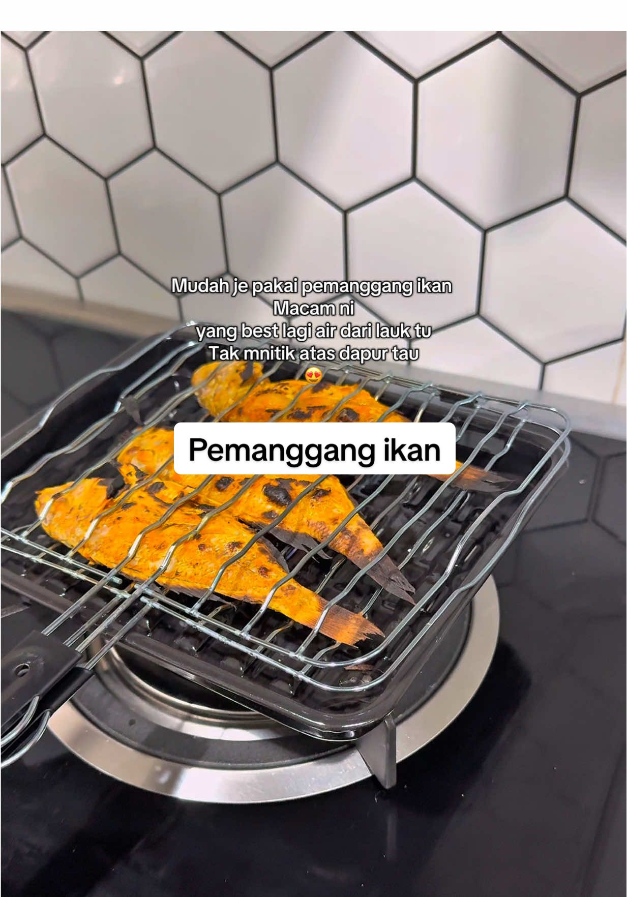 Replying to @Ikashaf🍓 #bakarikan #ikanbakar 