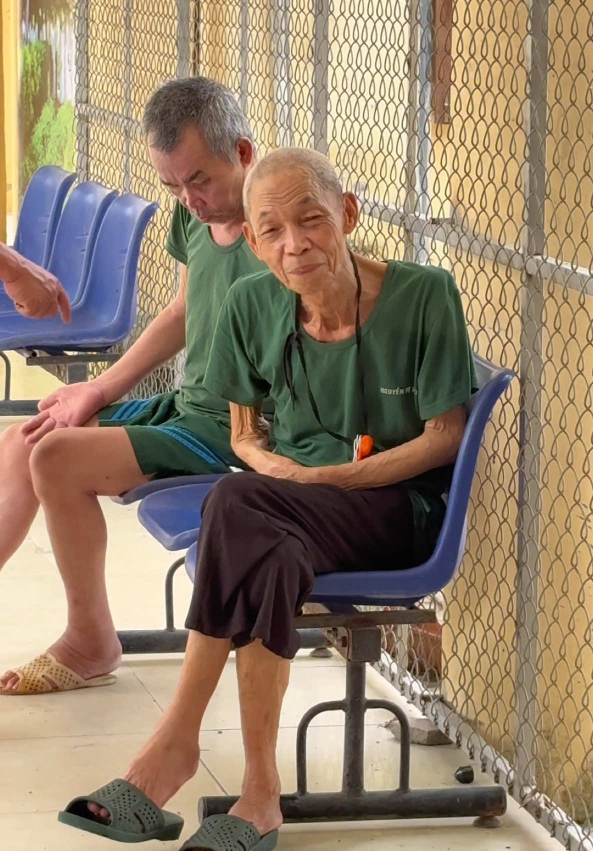 Họ đi trong bóng tối để chúng ta đón bình minh🇻🇳🌻@Khu điều dưỡng Thương Binh TTK #Vinhthichanngon 