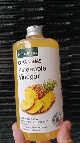 cuka nanas boleh banget diminum setiap hari ya cuka nanas dari nutrifarm ini kaya akan manfaat #cuka #cukananas #cukananaswithmother #cukananasorganik #cukananasasli #manfaatcukananas 