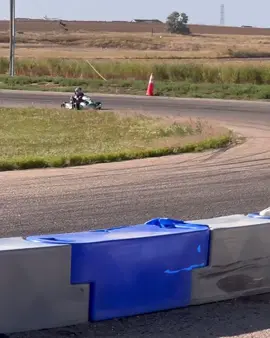 That moment when “Smooth is fast” clicks in 😍 More than ready for round 7 of the at Many drivers signed up in my class so it will sure be a lot of fun! #whoneedstorunwhenyoucanrace #nofemurnoproblem #loveracing #racing