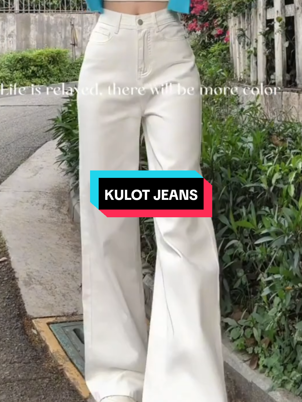 Barangnya ada dikeranjaang bestii #highwaistpants #jeanswanita #jeanshighwaist #jeansoutfit #kulotjeans #kulotmurah 