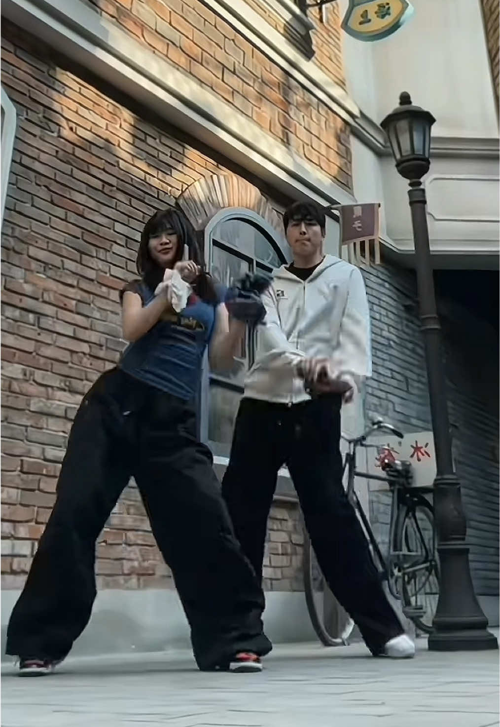 Money dance  #money #moneydance #dance #dancecover #dancechallenge #heybunnies🐰 