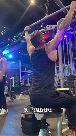 Building a strong back takes more than just pulling heavy — it takes intention, control, and variety. This workout combines classic compound movements with targeted isolation work to hit the back from all angles. I always kick things off with a lighter movement to warm up the lats and prime the muscles, then move into heavy barbell rows for overall mass and strength. From there, I like to incorporate cable work for deeper contraction and full range, and lately I’ve been adding single-arm variations to bring balance and detail. I wrap it up with bodyweight chin-ups to really push it to the finish line. Give this one a shot — your back will thank you. 💪 #BackWorkout #ClassicLifts #FormFirst #TrainSmart #StrengthThroughControl #GymMotivation