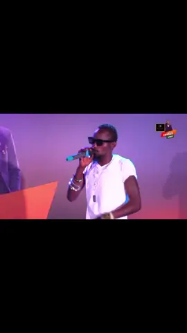 #WhatToWatch  weasel and radio on the stage 