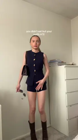 navy set from @prettylittlething ad #classofplt #outfitate #zaraoutfit #ootdinspo #styleinspo #brunchoutfitideas #SpringFashion2025 #findyourstyle 