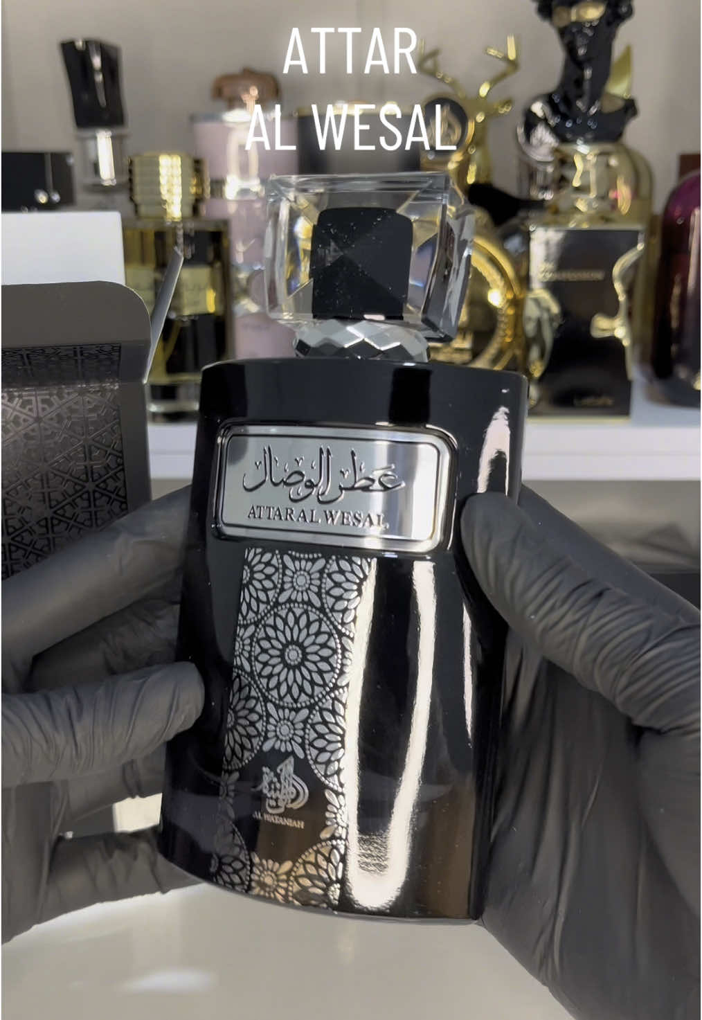 Uma mistura viciante de lavanda fresca, baunilha cremosa e um toque especiado que torna impossível passar despercebido. #CapCut #AttarAlWesal #AlWataniah #Perfume #PerfumesArabes #Masculino #perfumesoriginais #perfumesoriginaisimportados #fraganciasmasculinas #perfumes #attar #attaralwesal