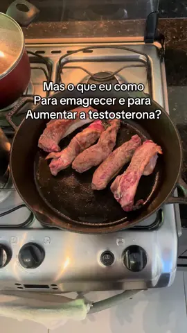 Emagrecer nunca foi tão fácil. É só comer comida de verdade e deixar de lado o bolo, biscoito, pizza. Dê um tempo de carboidratos refinados e esqueça óleo vegetal na sua vida #dietacarnivora #lowcarb #ancestralidade #ketodiet 