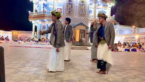 مثلوث خولان عامر 