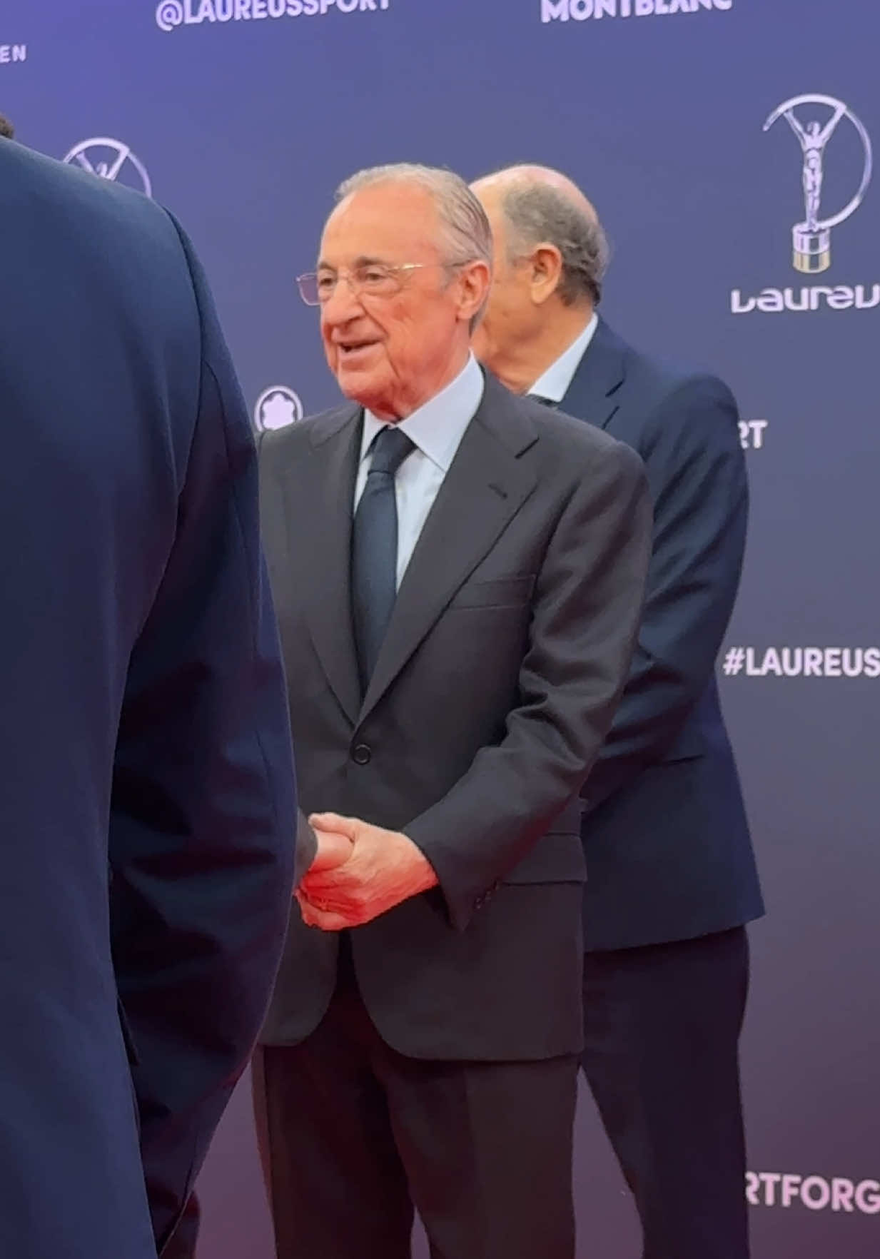 #florentinoperez #perez #laureusworldsportsawards #laureusawards #madrid #footballtiktok #sportstiktok 