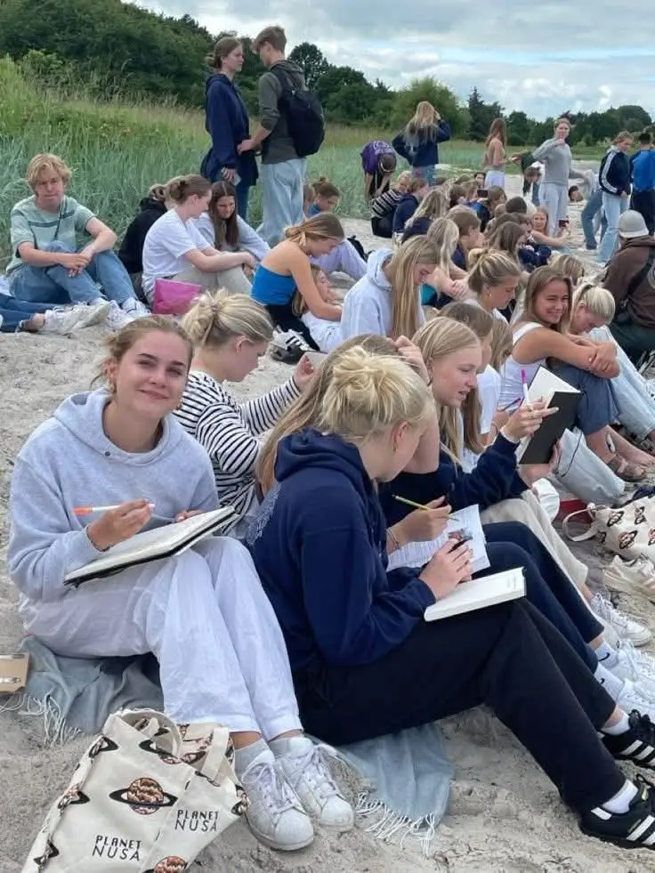 so beautiful of my all frinds 🇺🇸🇺🇸🎤🎧#foryoufypシ゚viral☆♡💯 #nycweiw11🇺🇸🎧 #newyorkcity #vrial_video #foryoufypシ゚viral☆♡💯 #unfreezemyacount #vrial_video #🇺🇸🇺🇸🎤🌍 #newyorkcity #foryou #foryoufypシ゚viral☆♡💯 