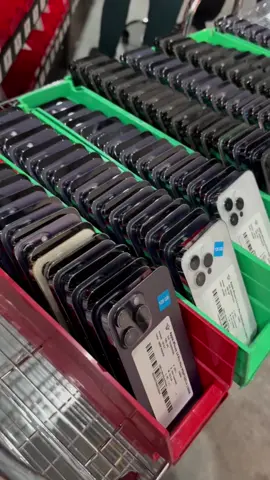 #chinatiktok🇨🇳 #iphones #phones #chinafactories