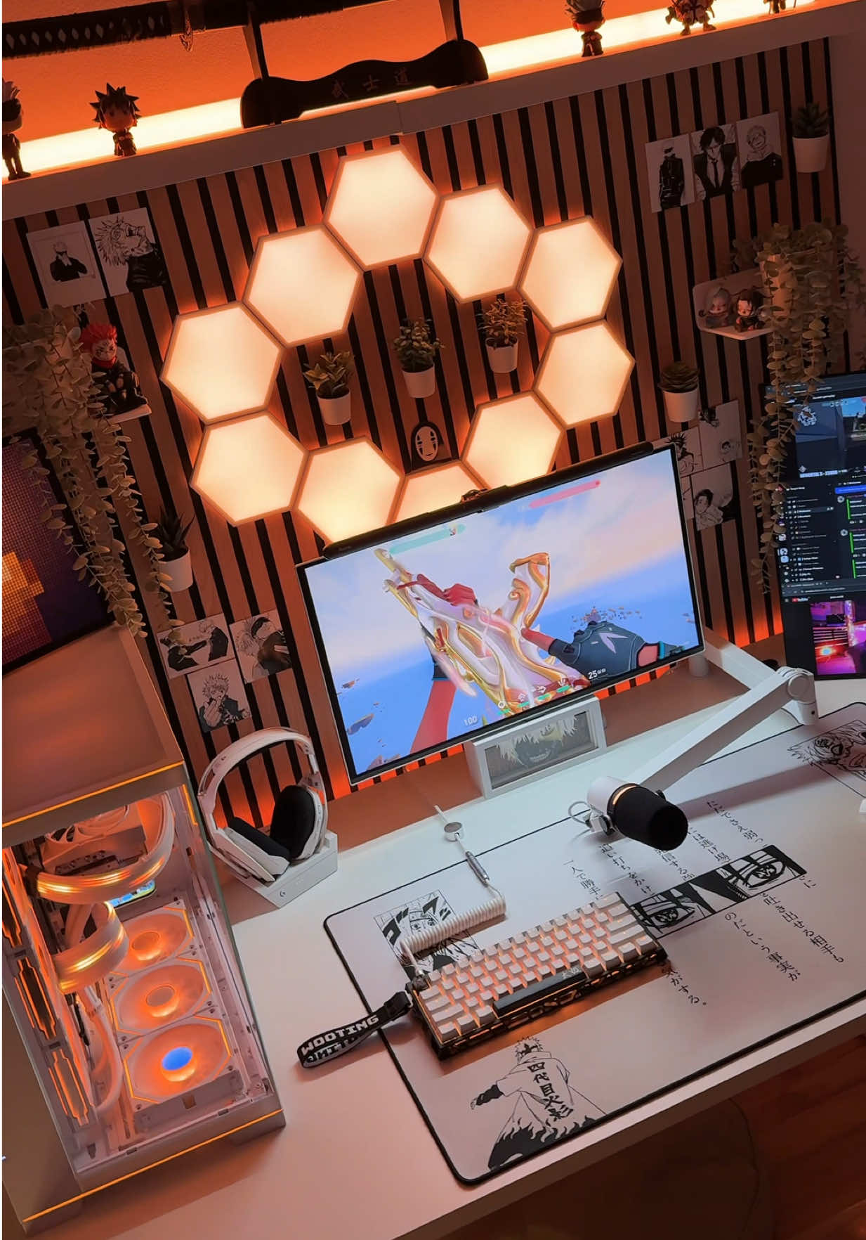 cozy aesthetic Gaming Setup Nights #setup #GamingSetup #setupgaming #desksetup #fyp 