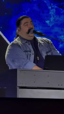 Behnam Bani - Mahe Asal (Dolunay) Gidersen, canımı da götürürsün, ikimizin hatırına gitme #behnambani #maheasal #dolunay #farsça #aşk 