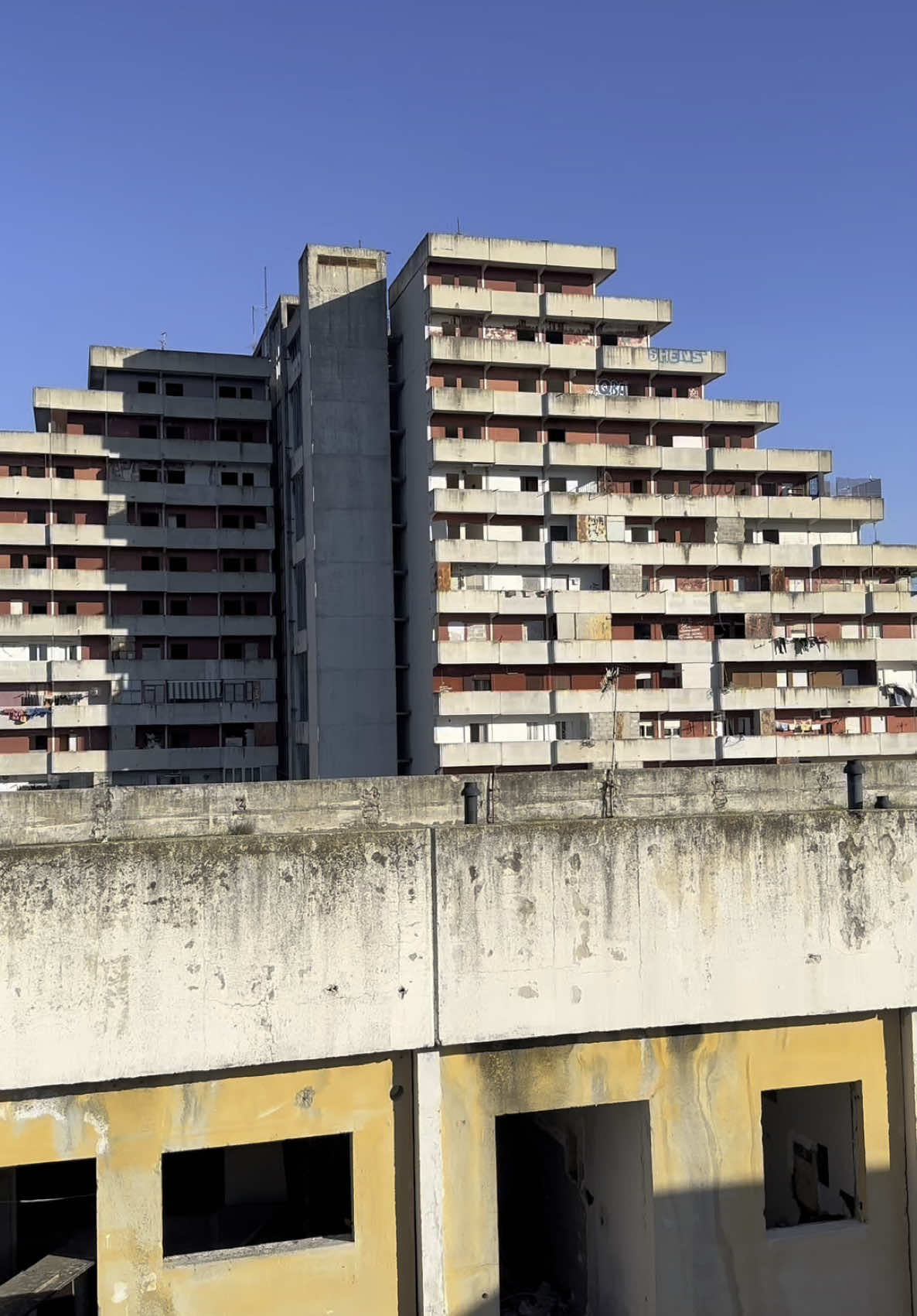 scampia, scene di vita 🇮🇹 #pnl #ademo #nos #rapfr #napoli #scampia #nostalgia #167 #pnlmusic #🇮🇹 