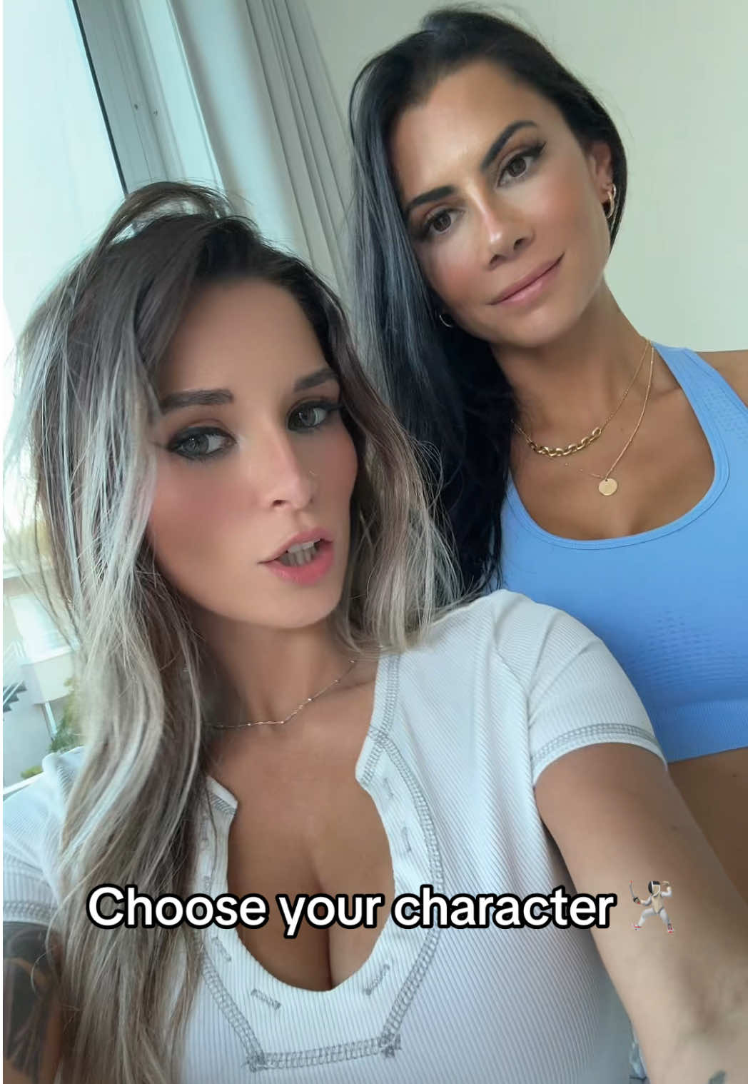 choose your character🤺🤺 who are you picking?🤔 #fyp #choseyourcharacter #oppositesattract 