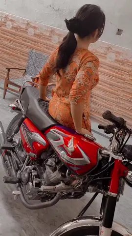 125 Honda lover 🔥🫣 #viralmyvideo #tiktokteamviralmyvideo💯🌸 #fypppppppppppppppppppppppppppppppp 