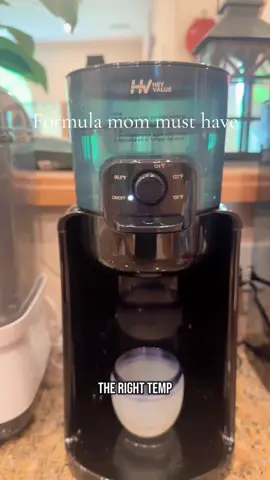 Must-Have baby product for formula fed babies!  #babyproducts #newbornessentials #parentinghacks #MomsofTikTok #babytok #trendingbabyproducts 