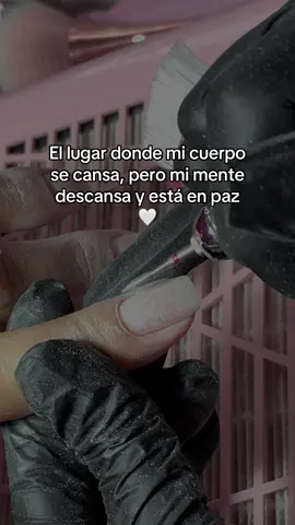 Lo mejor del mundo🤍 . . . . . . . . . . #nails #viral #reels #maracaibo #nailsartvideos #fyp #deirethnails #manicurista #nailsart #uñas #venezuela #uñasmaracaibo #parati #polygel #acrilicnails #acrilicas #rubber 