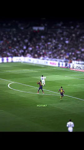 Cristiano Ronaldo Airlines vs Pique ✈️ 🤯 || #cristianoronaldo #cr7 #notsr7 #fyp