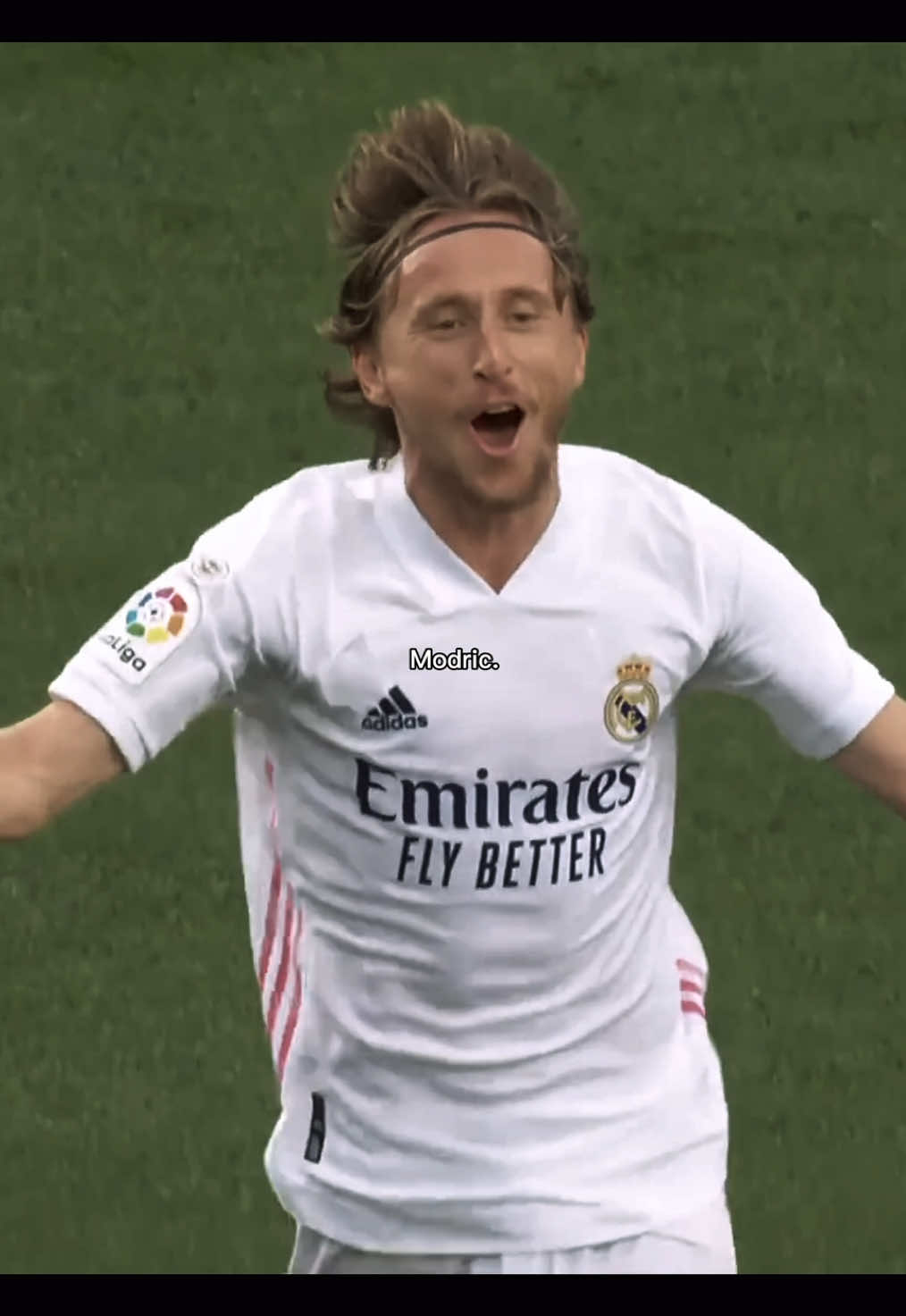 Un des meilleurs milieux de l’histoire #footballtiktok #fyp #goviral #realmadridfc #modric 