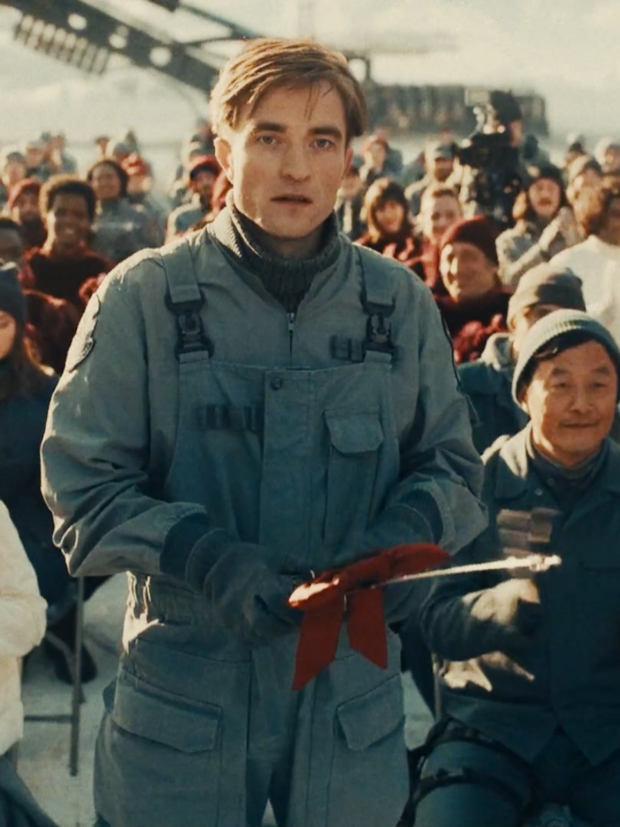 sorry for being inactive, but i love Mickey 17 ib: @sakuragi  scp: @medwrld  #mickey17#robertpattinson#movie#edit#fyp#foryou#artifact#scifi 