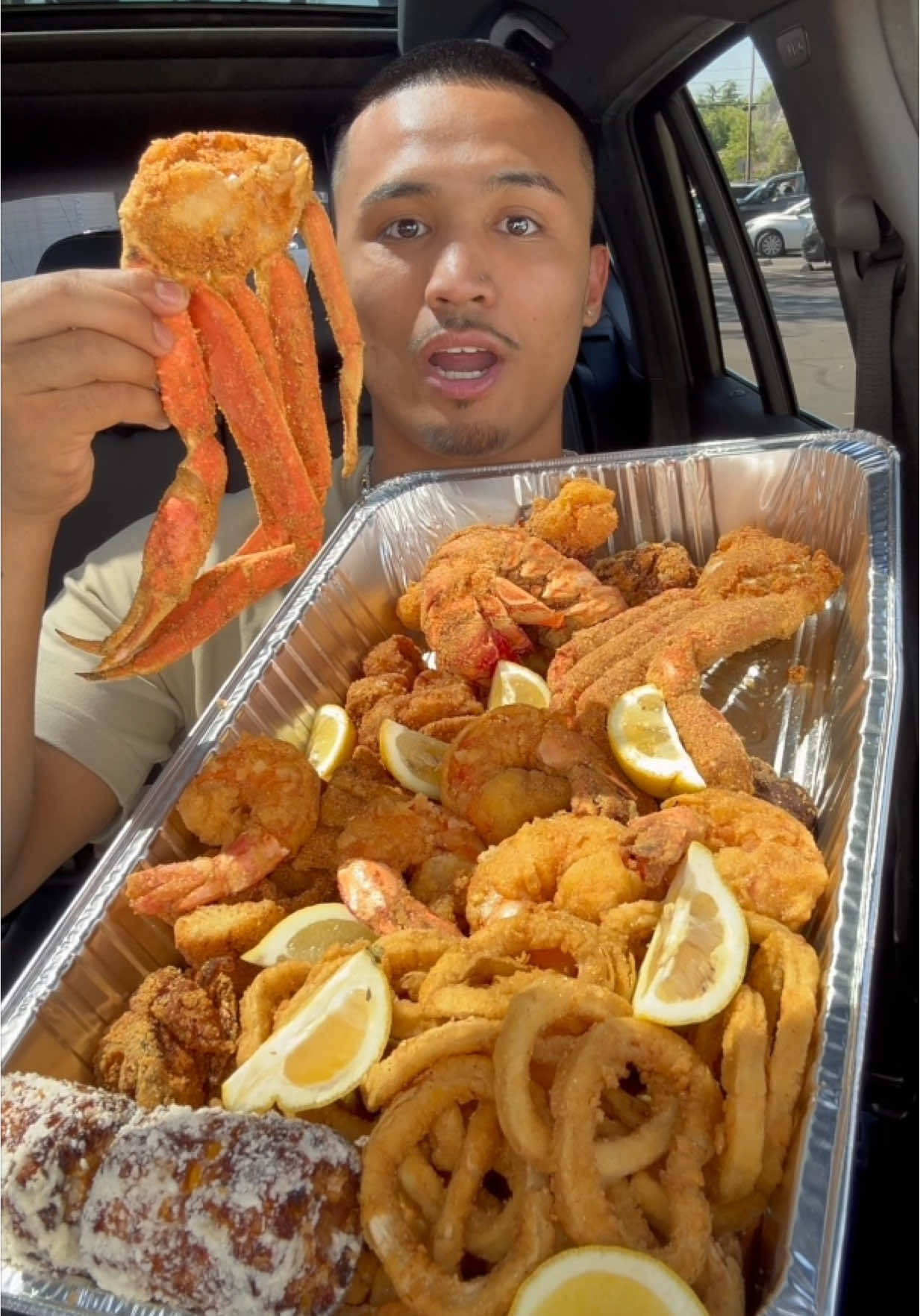 me and the seafood fried😳 #fyp #foodreview #Foodie #fypシ #foodtiktok #mukbang #seafood #foodasmr #crab #tastetest 