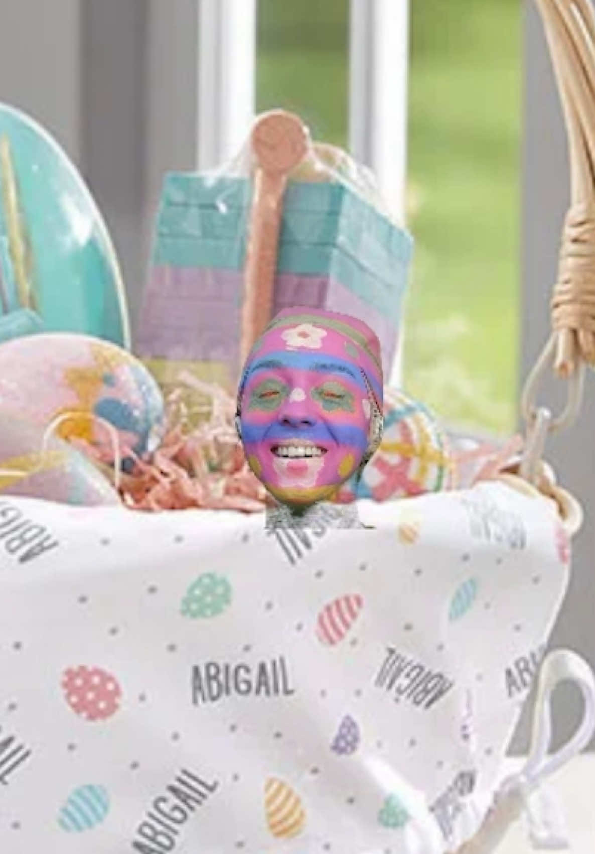 Humpty dumpty lookin ahhhh