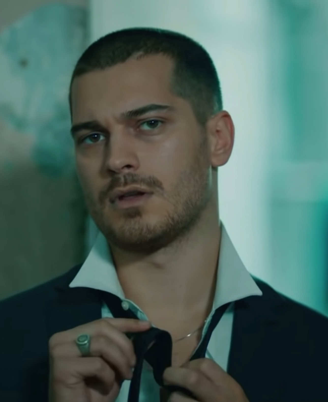 Yaşlanmış… #eşrefrüya #eşref #eşreftek #eşrefrüyaedit #çağatayulusoy #içerde #sarpyilmaz #keşfetteyizzz #beniöneçıkart #fyp 