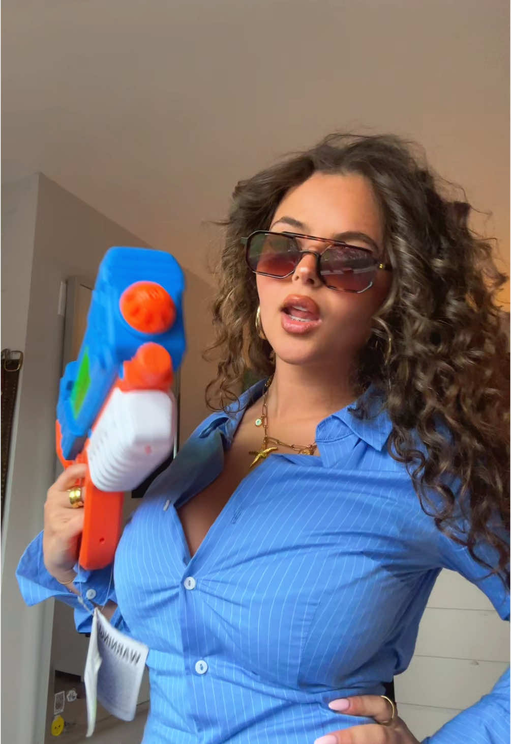 No one’s safe😛 #seniorassassin 