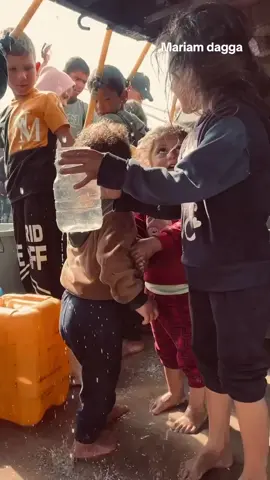 💔🇵🇸The criminal #Israeli regime's imposed water crisis is further strangling #Gaza and its citizens, a tragedy. The children suffers the most.. 🇵🇸 💔 😪 💔 🇵🇸    #Gaza #Palestine #WestBank  🇵🇸 💔 😪 💔 🇵🇸 