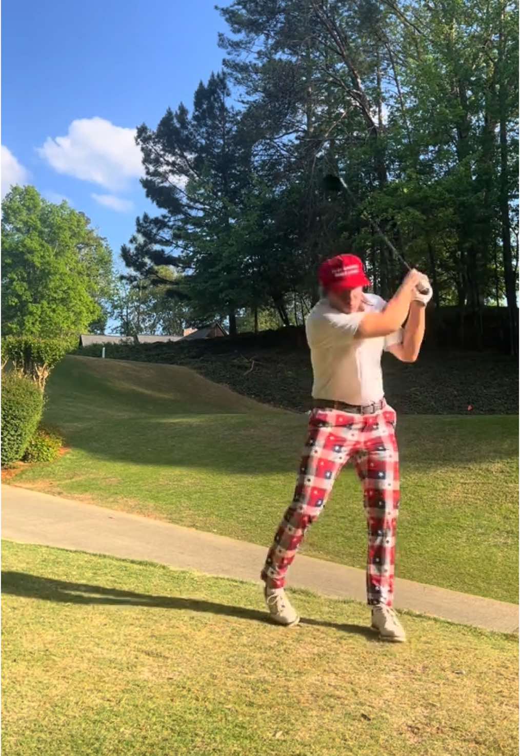 A BIGLY DRIVE! #donaldtrump #fyp 