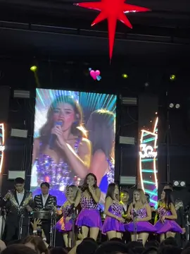 Dos corazones enamorados💘#parati #viral #flyp #labellaluz #arianagonzales #orquestalabellaluz #trujillo #viralvideos #viralvideotiktok @arianagonzalesoficial @Orquesta la bella luz oficial 